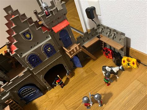 Playmobil Ritterburg Set Mit Vielen Figuren Ritter Drachen Kaufen Auf