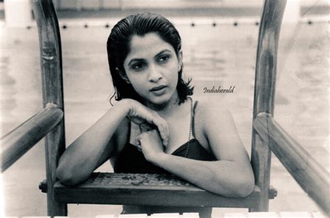 9 Hot Sexy Ramya Krishnan Bikini Pics