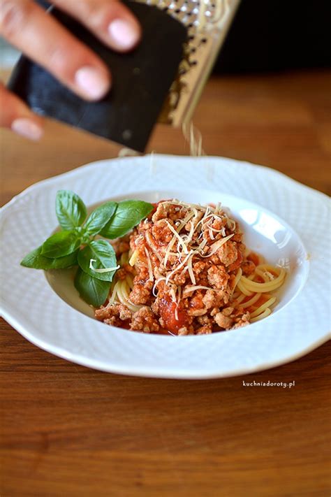 Spaghetti z Sosem Mięsno Pomidorowym Kuchnia Doroty