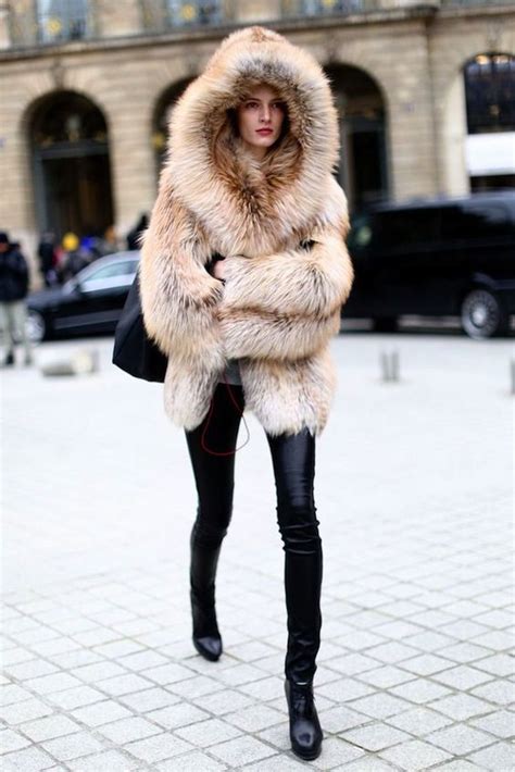 Winter Street Style Ideas Τα Outfits που θα σε κρατησουν ζεστη και