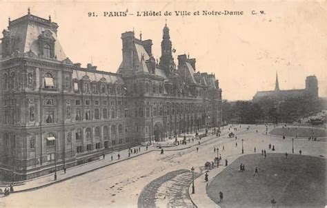 Paris L Hotel De Ville Et Notre Dame N G Eur