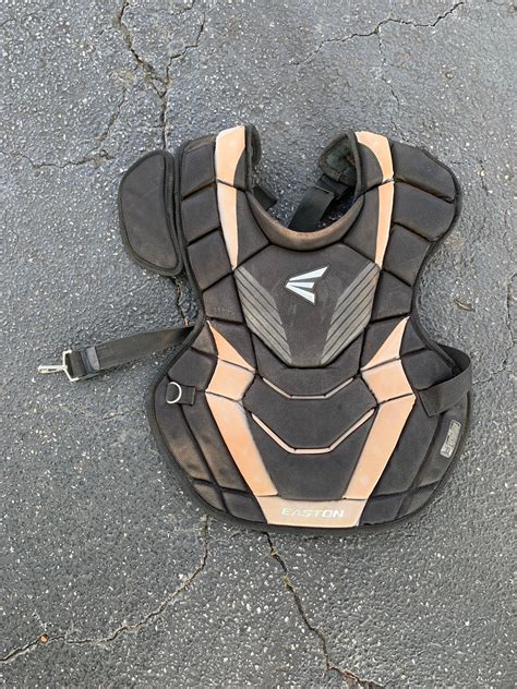 Used Easton Gametime Catcher S Chest Protector Sidelineswap