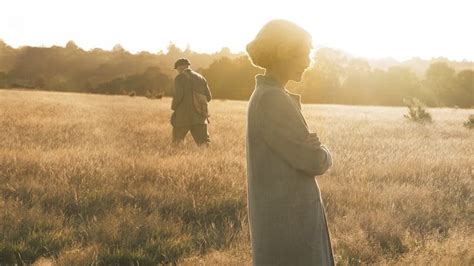 The Dig Review A Compelling True Story With A Stellar Cast