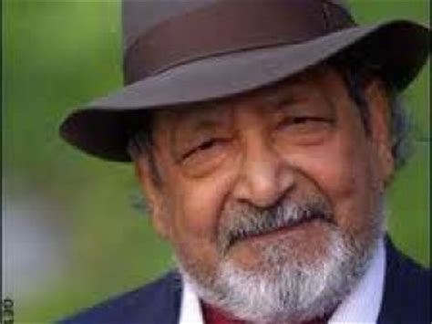 V.S. Naipaul biography, birth date, birth place and pictures