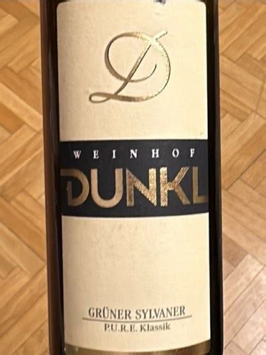 Dunkl Grüner Sylvaner P U R E Klassik Vivino US