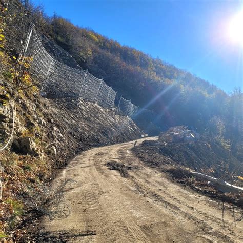 Carrega La Chiusura Della Strada Blocca Anche Lattivit Del Parco