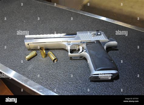 A Desert Eagle 50 cal Pistol Stock Photo - Alamy