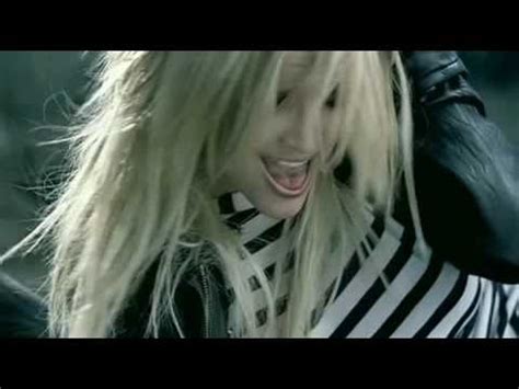 Ashlee Simpson Outta My Head Ay Ya Ya Official Music Video Lyrics