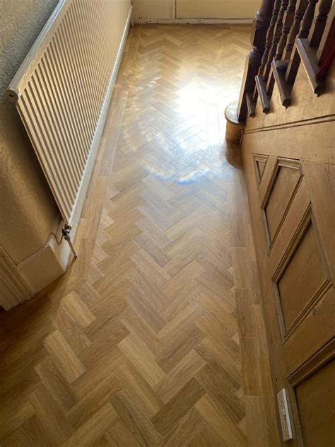 Amtico Spacia Honey Oak In Herringbone Installation Artofit