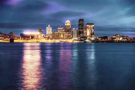 Downtown Louisville On The Ohio River Photograph By Gregory Ballos Pixels