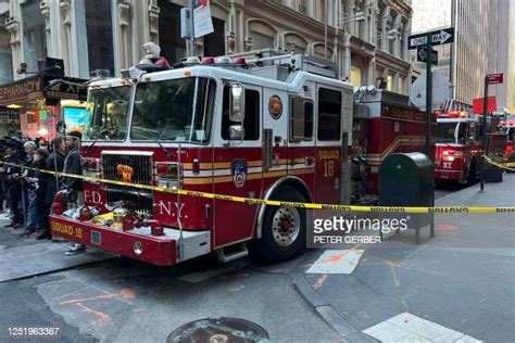 8,873 Fire Department Of The City Of New York Stock Photos, High-Res ...