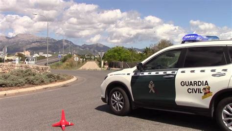 Guardias Civiles Piden Que Se Incluya En La Amnist A A Cuatro Agentes