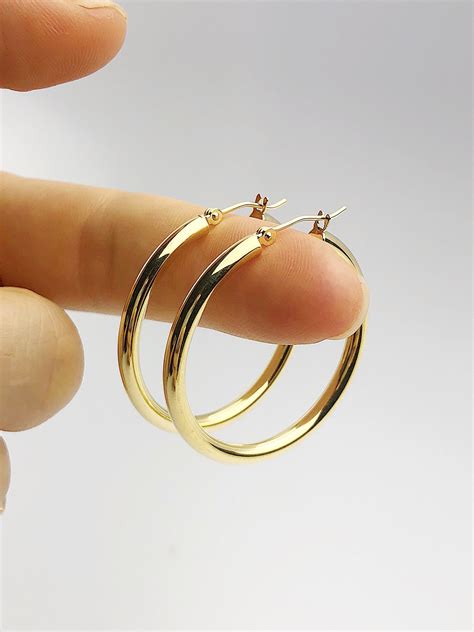 14k 3mm Gold Hoop Earrings 1 14 To 12 Made In Usa 884 287 187