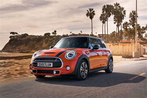 Download Compact Car Car Mini Mini Cooper Vehicle Mini Cooper S 4k Ultra Hd Wallpaper