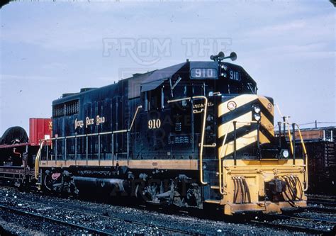 NKP GP35 910 unknown location & date | The Nickel Plate Archive