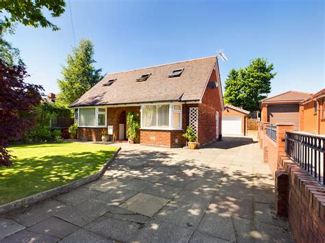 3 Bed Bungalow For Sale In Park Road Westhoughton Bolton Bl5 Zoopla