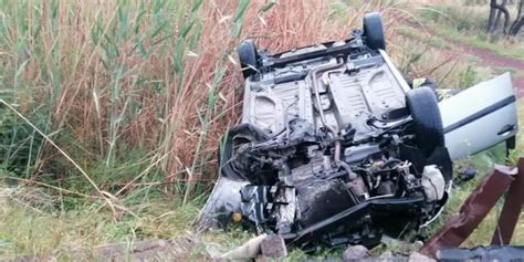 Incidente fra Belpasso e Paternò auto finisce fuori strada e si