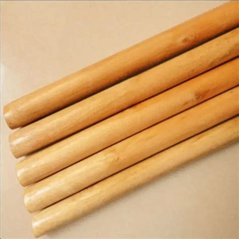 120cm 150cm 180cm Length Varnished Round Wooden Sticks For Broom Mop