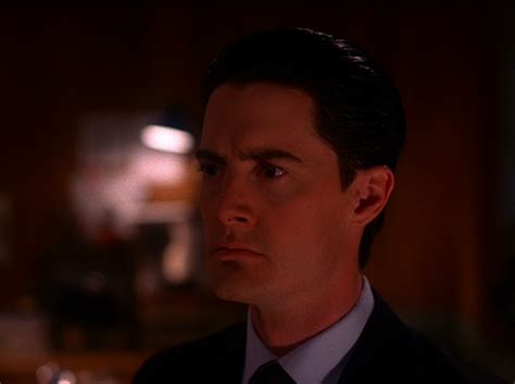 Lost in the Movies: TWIN PEAKS First Time Viewer Companion: S2E22 ...