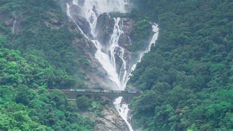 Hundreds denied entry to Goa’s Dudhsagar falls, railways cites track safety - Hindustan Times