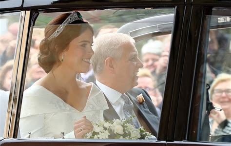 Princess Eugenie Tiara on Her Wedding Day | POPSUGAR Fashion UK Photo 11