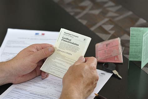 Les démarches à suivre pour obtenir une carte grise Voiture Passion