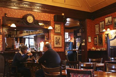 Pubs Em Londres Melhores Hist Ricos E Modernos