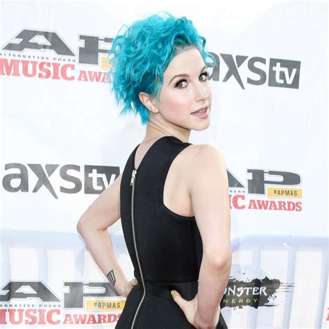 The cultural meaning behind chicks with blue hair today 31