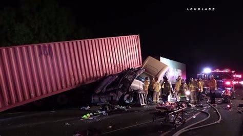 Lanes Reopen After 3 Big Rigs Collide On 710 Freeway In Long Beach 2 Drivers Hospitalized Ktla