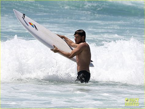 One Direction S Liam Payne Shirtless Surf Session Photo