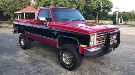 For Sale $24,900 1987 Chevrolet Silverado SWB 4x4 - YouTube