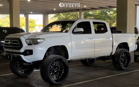 2021 Toyota Tacoma With 24x12 44 Hardcore Offroad Hc24 And 33 13 5R24