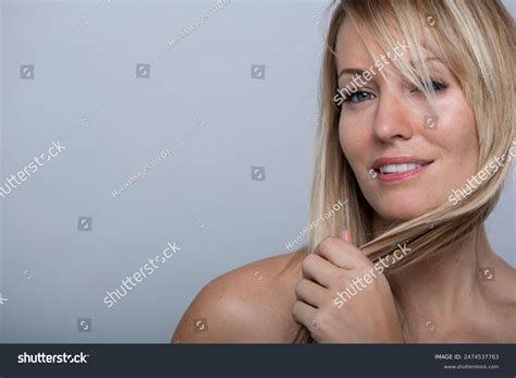 Portrait Beautiful Sensual Blonde Woman Bare Stock Photo Shutterstock