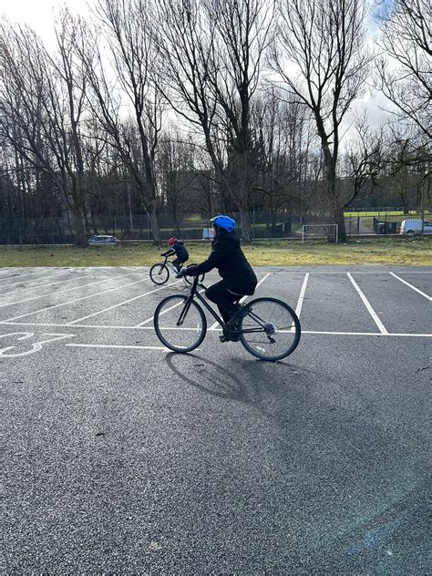 Women on Wheels: Expanding opportunities through bike ownership, repair