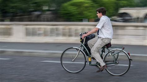 Bient T Des Pistes Cyclables Provisoires Paris Le V Lo Solution