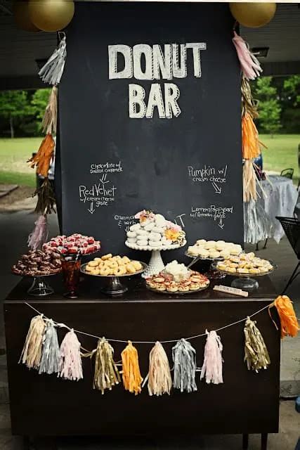 10 Graduation Food Bar Ideas To Impress Your Party Guests