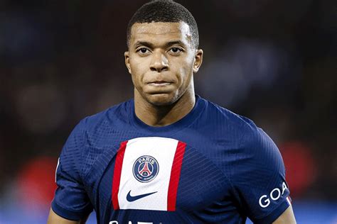 Kylian Mbappe Ligue 1 Paris Saint Germain S Kylian Mbappe Nets