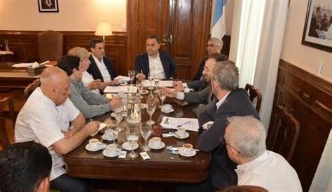 El Gobierno Se Reunió Con Los Gremios Para Llegar A Un Acuerdo Salarial