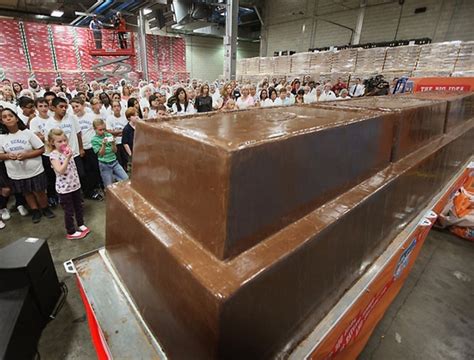 New World Record Worlds Largest Chocolate Bar Bit Rebels