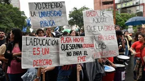 Universidades públicas marcha de antorchas y jornada de visibilización