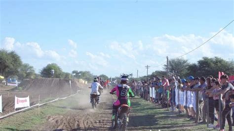 El Motocross Pampeano Se Siente En Victorica Con Casi Pilotos En