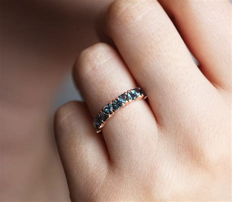 Anillo de topacio azul de Londres banda de bodas azul azul Etsy España