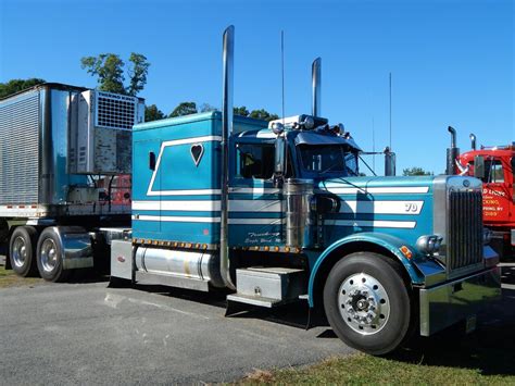 Semitrckn — Peterbilt custom 359