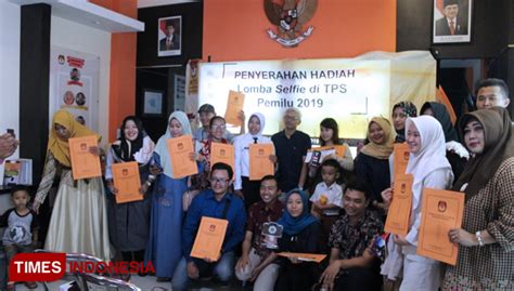 Kpu Sidoarjo Umumkan Lomba Selfie Kpu Tps Times Indonesia