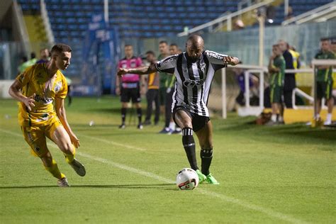 Cear Tem Quatro Desfalques Contra Fluminense Pi Veja Boletim M Dico