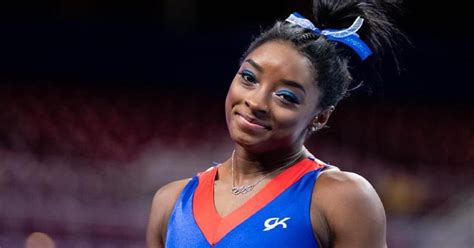 Simone Biles Se Retira De Finales De Salto Y Barras Asim Tricas En