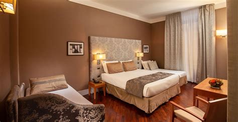 Monti Palace Hotel's rooms and suites in Rome. Book now