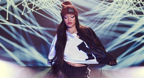 Gratis Sí Rihanna no cobrará por el show en el Super Bowl entérate