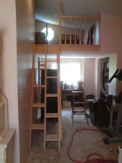 Small Cabin Loft Ladder Design