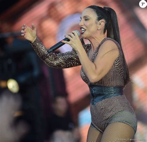 Ivete Sangalo canta em festival de música em Goiás Purepeople